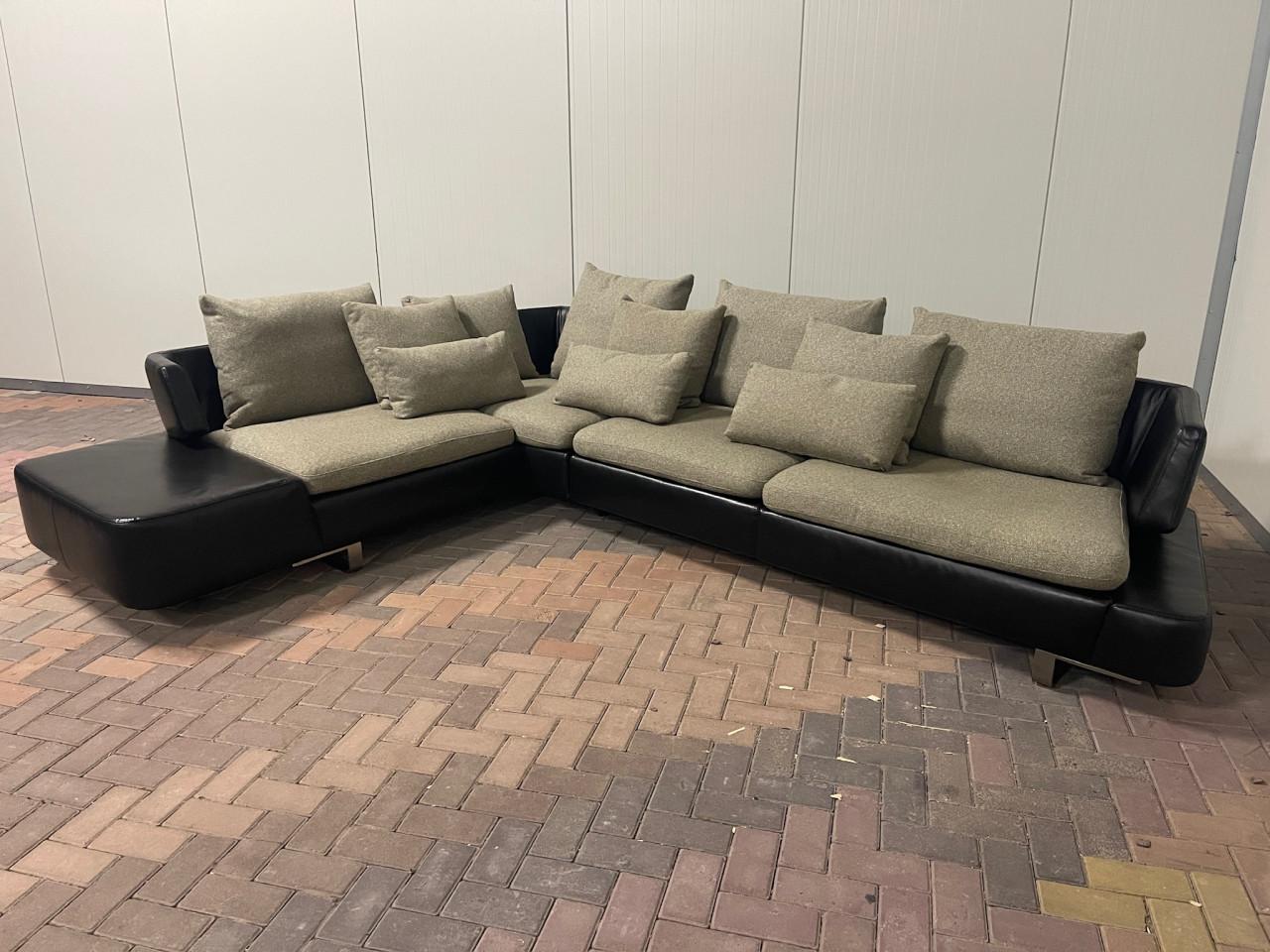 Natuzzi Opus modulaire leren hoekbank 305 cm met 10 kussens | Zwart | ZGAN