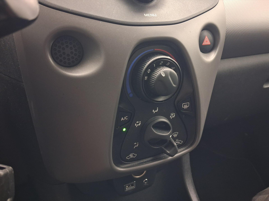Peugeot 108 active 5d 1.0 e-vti-72pk pack premium | airco | led-verlichting