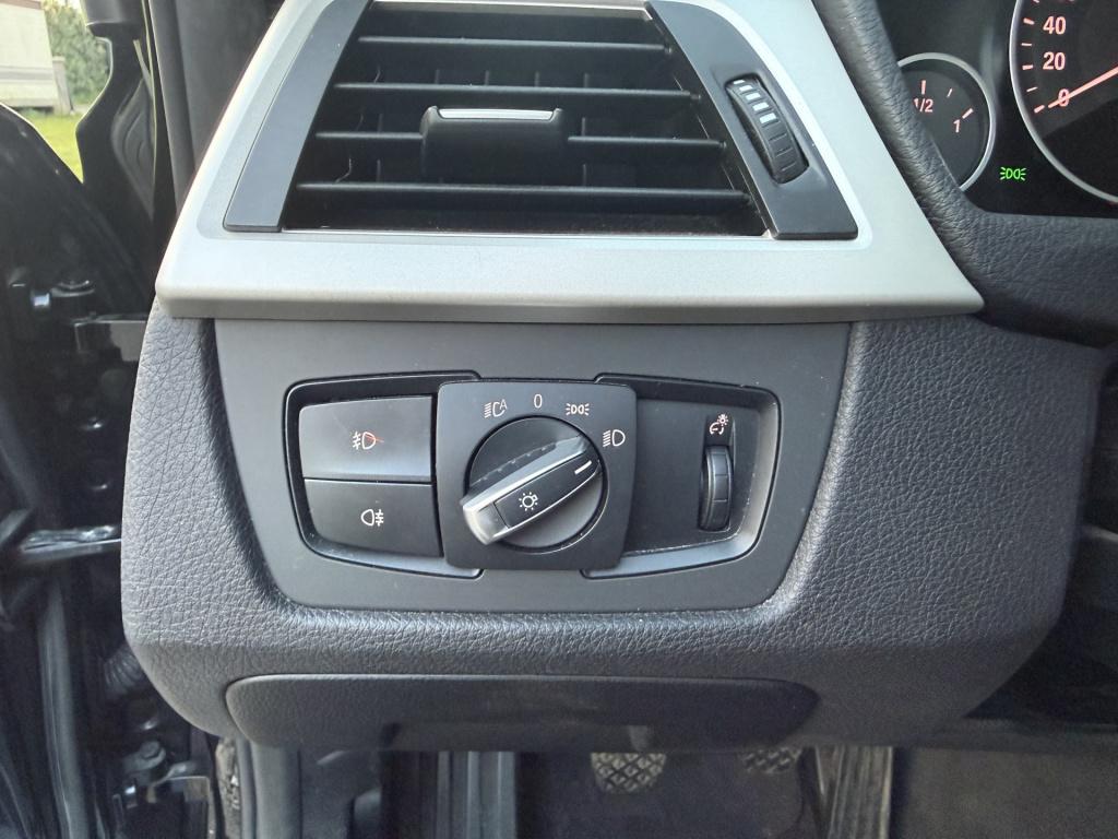 BMW 3-serie 320i 184pk sedan executive luxury