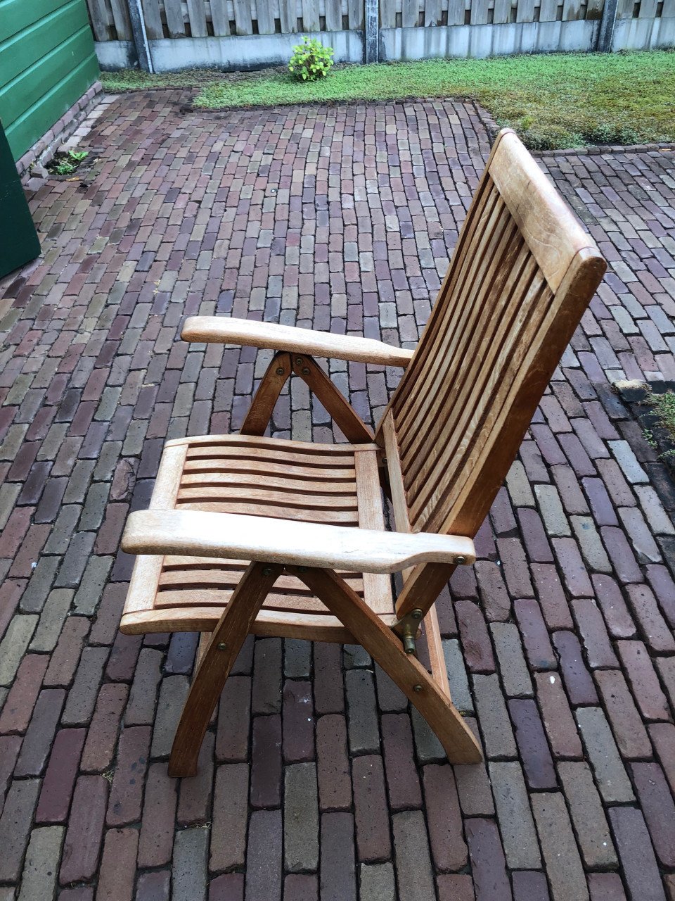 Tuinstoel.