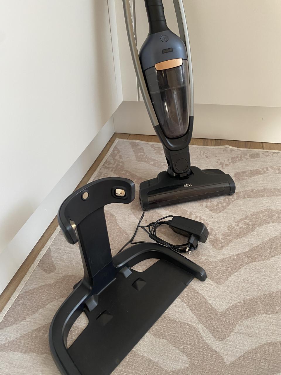 Stofzuiger AEG QX9 steelstofzuiger