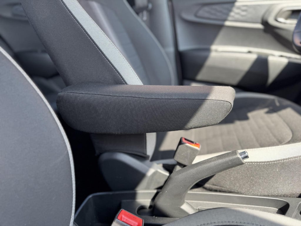 Hyundai I 10 1.0 comfort smart nieuw model! | two-tone lakkleur | navigatie