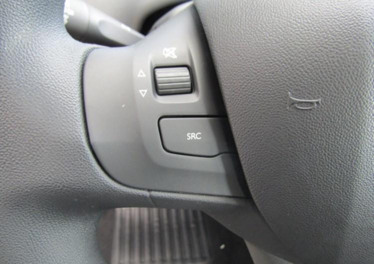 Peugeot 208 2018 54dkm airco navi pdc