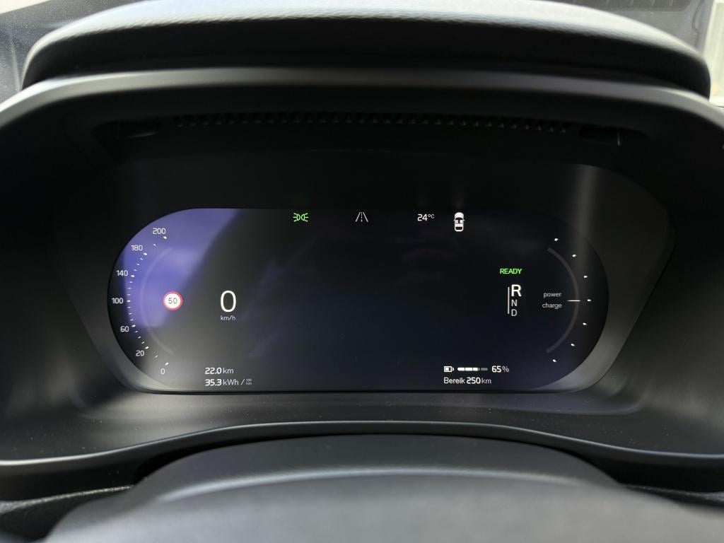 Volvo XC40 recharge pro