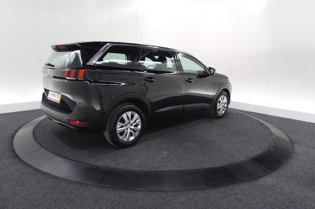 Peugeot 5008 puretech 130 eat8 active pack | 7 zitplaatsen | camera | navig