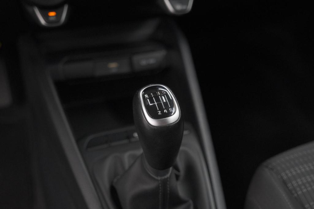 Kia Stonic 1.0 t-gdi mhev dynamicline | camera | apple carplay | parkeersen