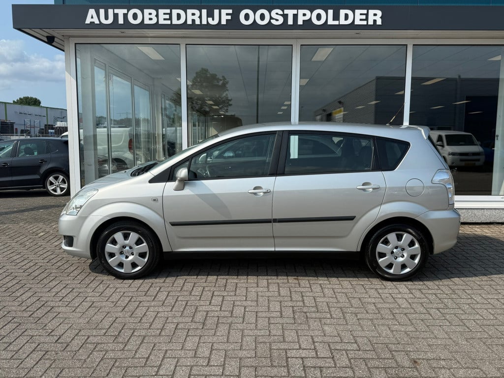 Toyota Corolla Verso 1.6 vvt-i terra