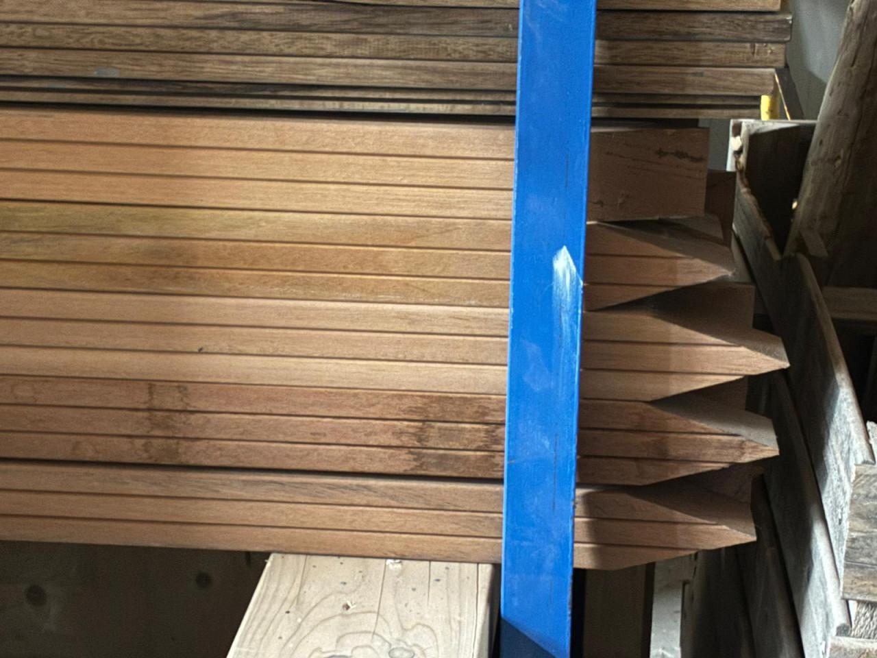 Hardhouten schuttingpalen