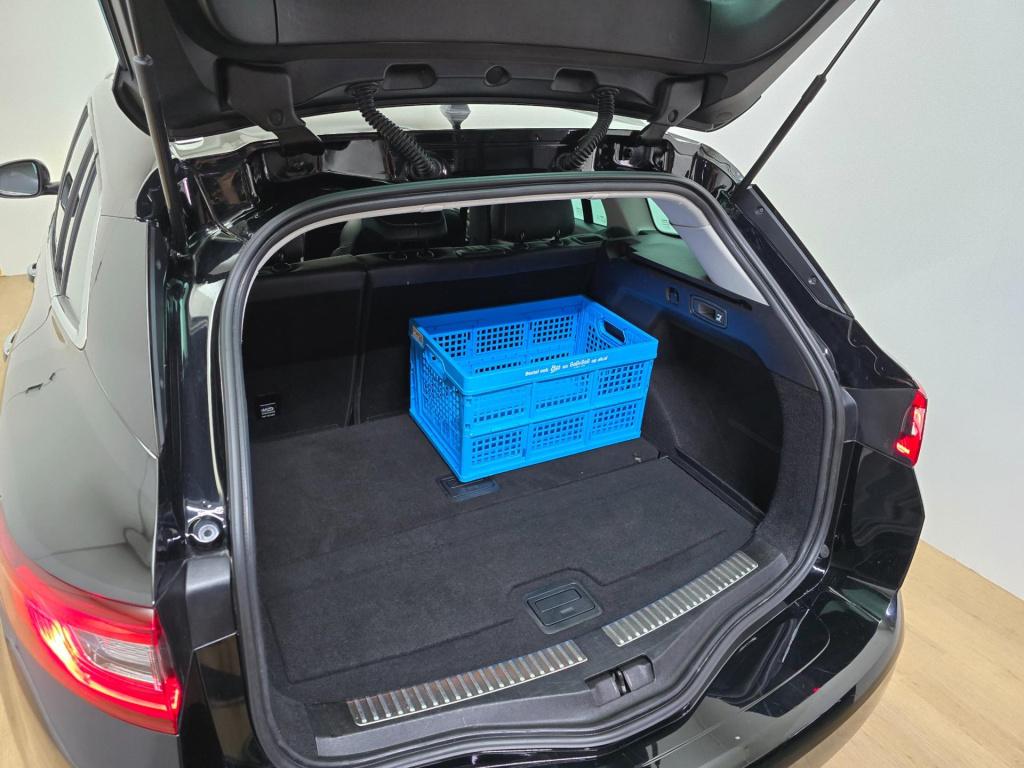 Renault Megane occasion 1.2 tce gt-line automaat | zwart | tweedehands rena