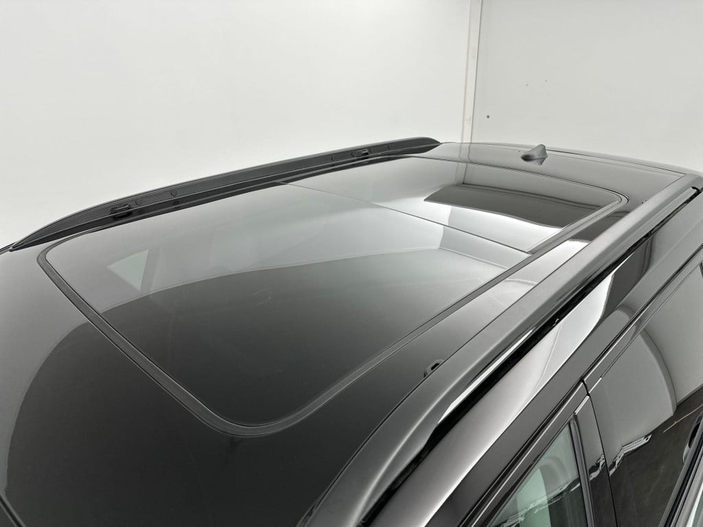 Jeep Compass 1.5t e-hybrid the north star | winterpack | camera | parkeerse