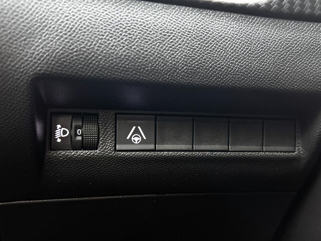 Peugeot 2008 hybrid 145 pk automaat allure | rijklaar | 360 camera | adapti