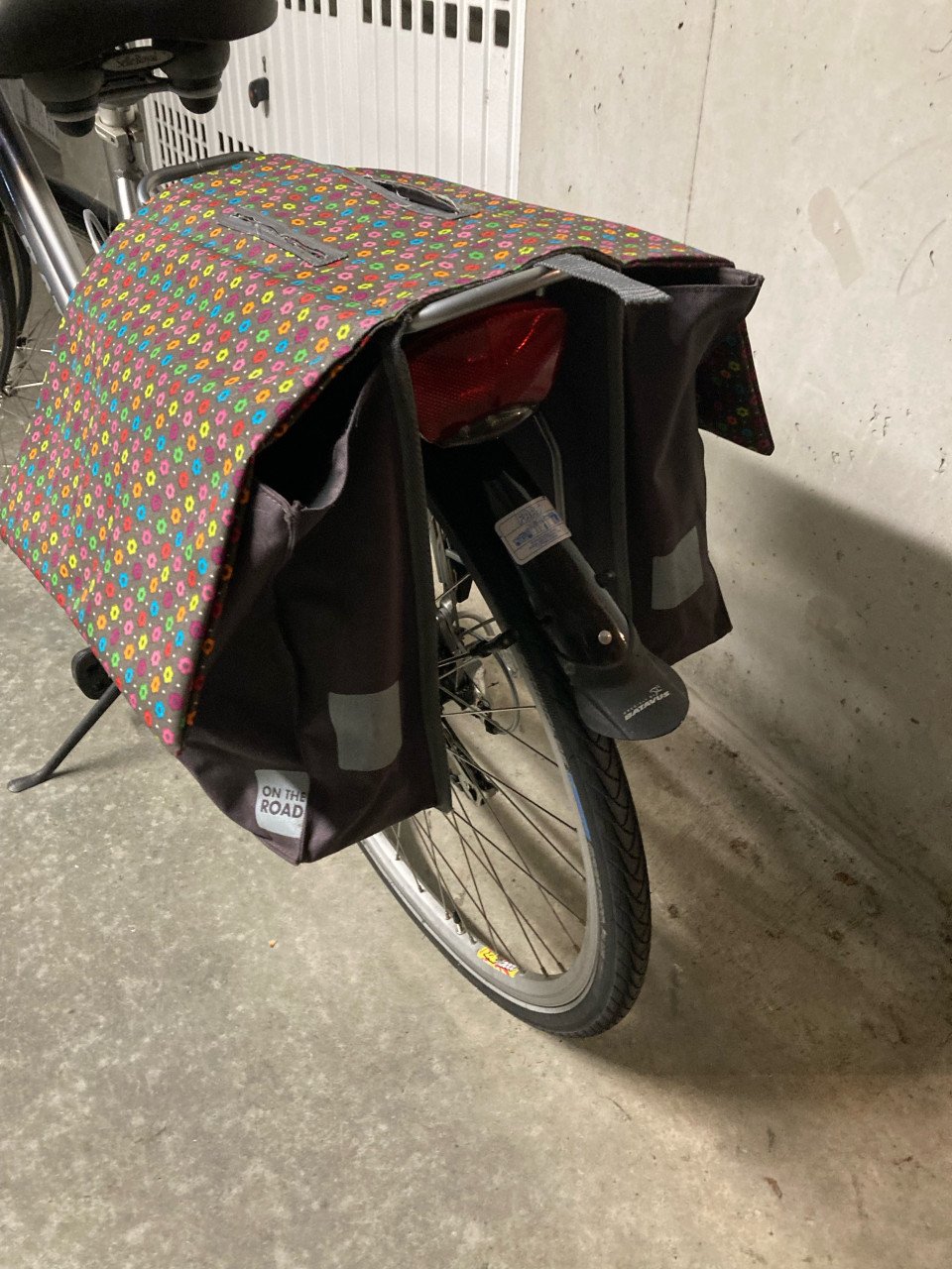Meisjes fietstas bloemetjes