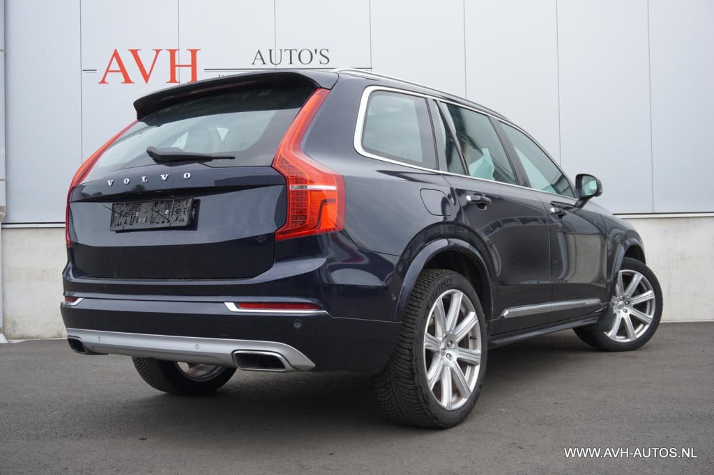Volvo XC90 2.0 t8 twin engine awd momentum