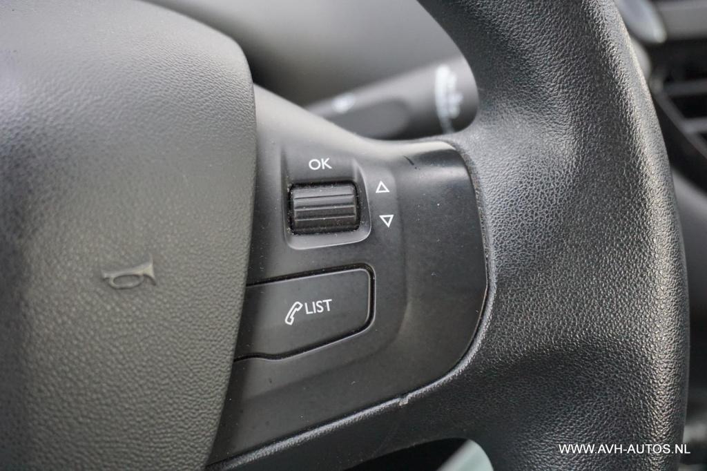 Peugeot 208 1.2 vti urban soul