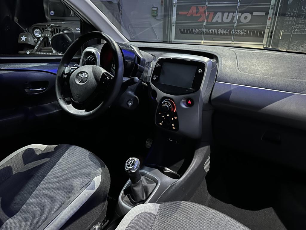 Toyota Aygo 1.0 vvt-i x-play *camera*carplay*