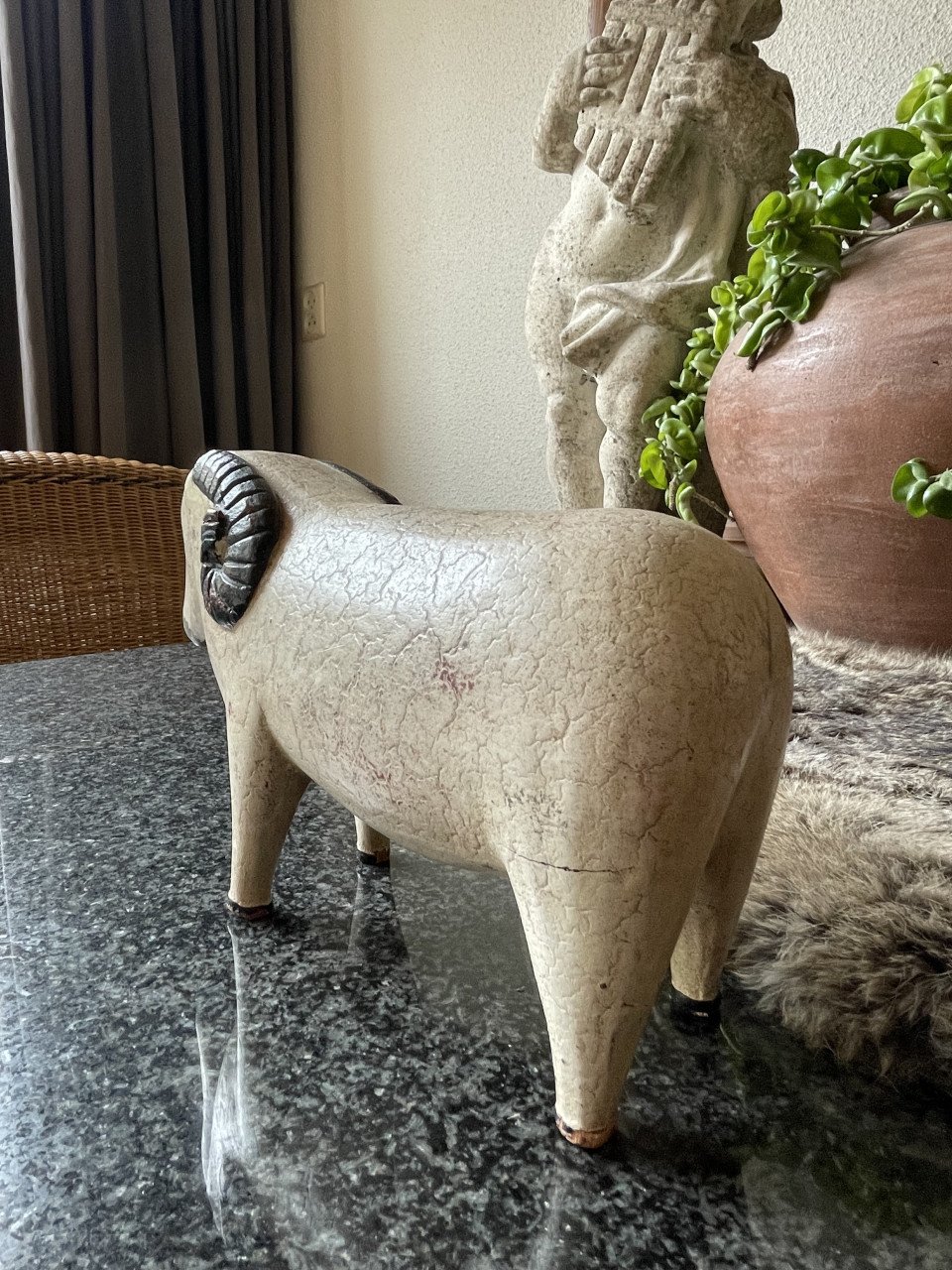 Oude kerststal schapen