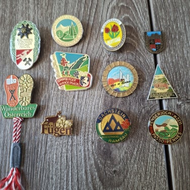 11 vintage Wandel medailles