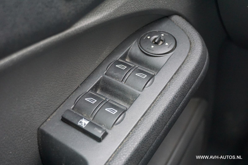 Ford C-max focus 1.8-16v ghia