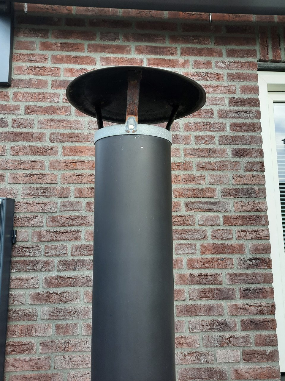 Verrijdbare gietijzeren tuinhaard