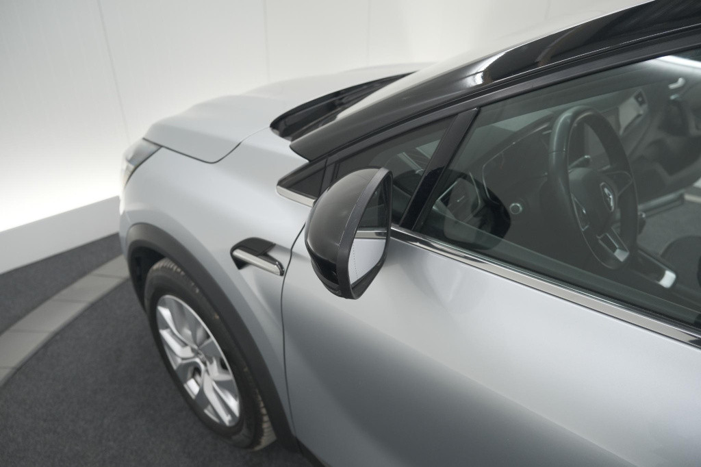 Renault Captur tce 100 intens | camera | navigatie | parkeersensoren