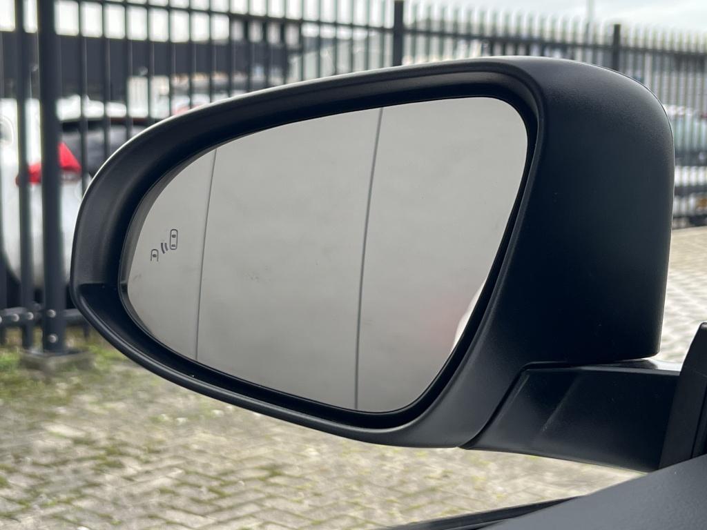 Toyota C-hr 1.8 hybrid style