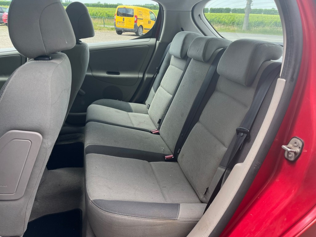 Peugeot 207 1.4 - 16v x-line