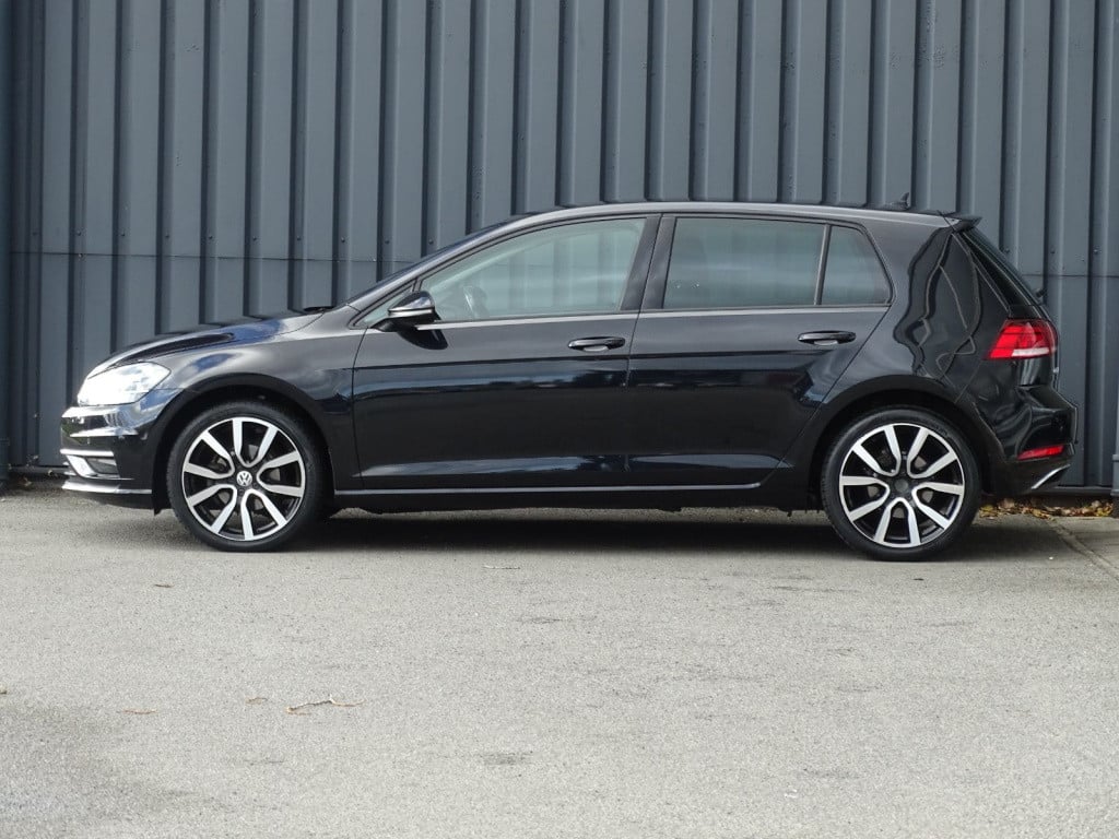 Volkswagen Golf 1.0 tsi comfortline business automaat | carplay | 18"