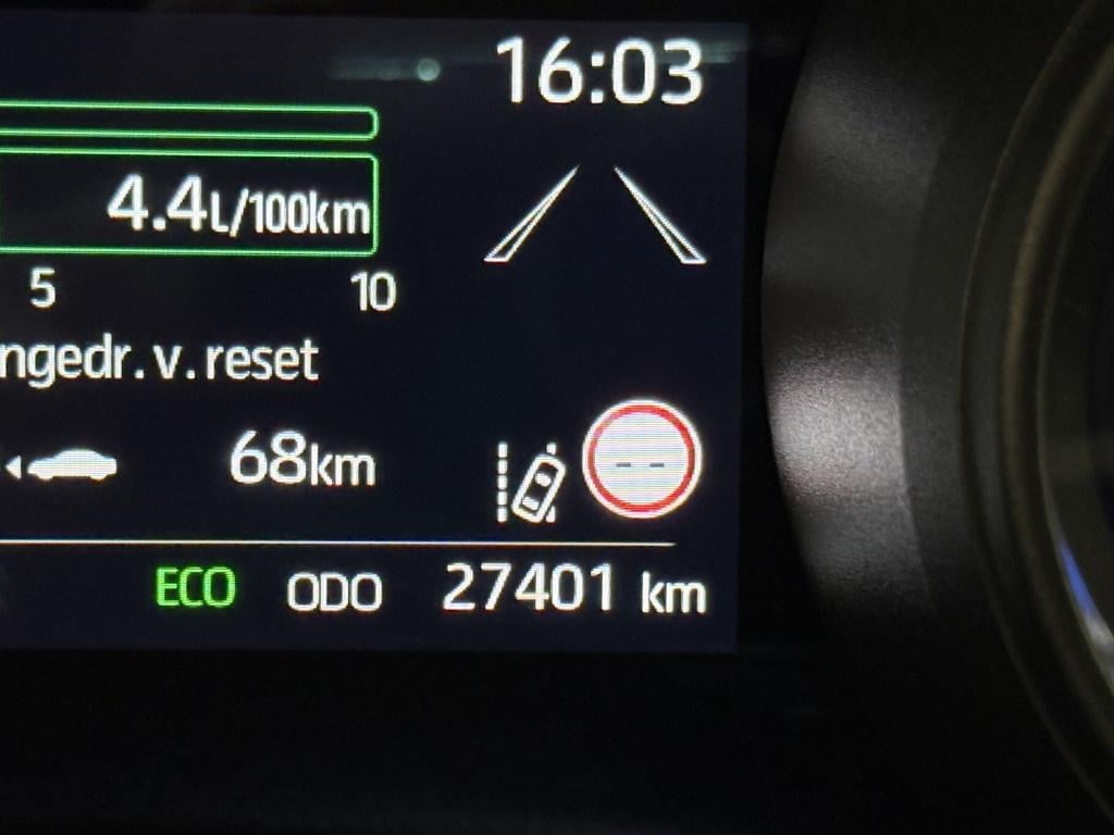 Toyota Yaris 1.5 hybrid dynamic | trekhaak |
