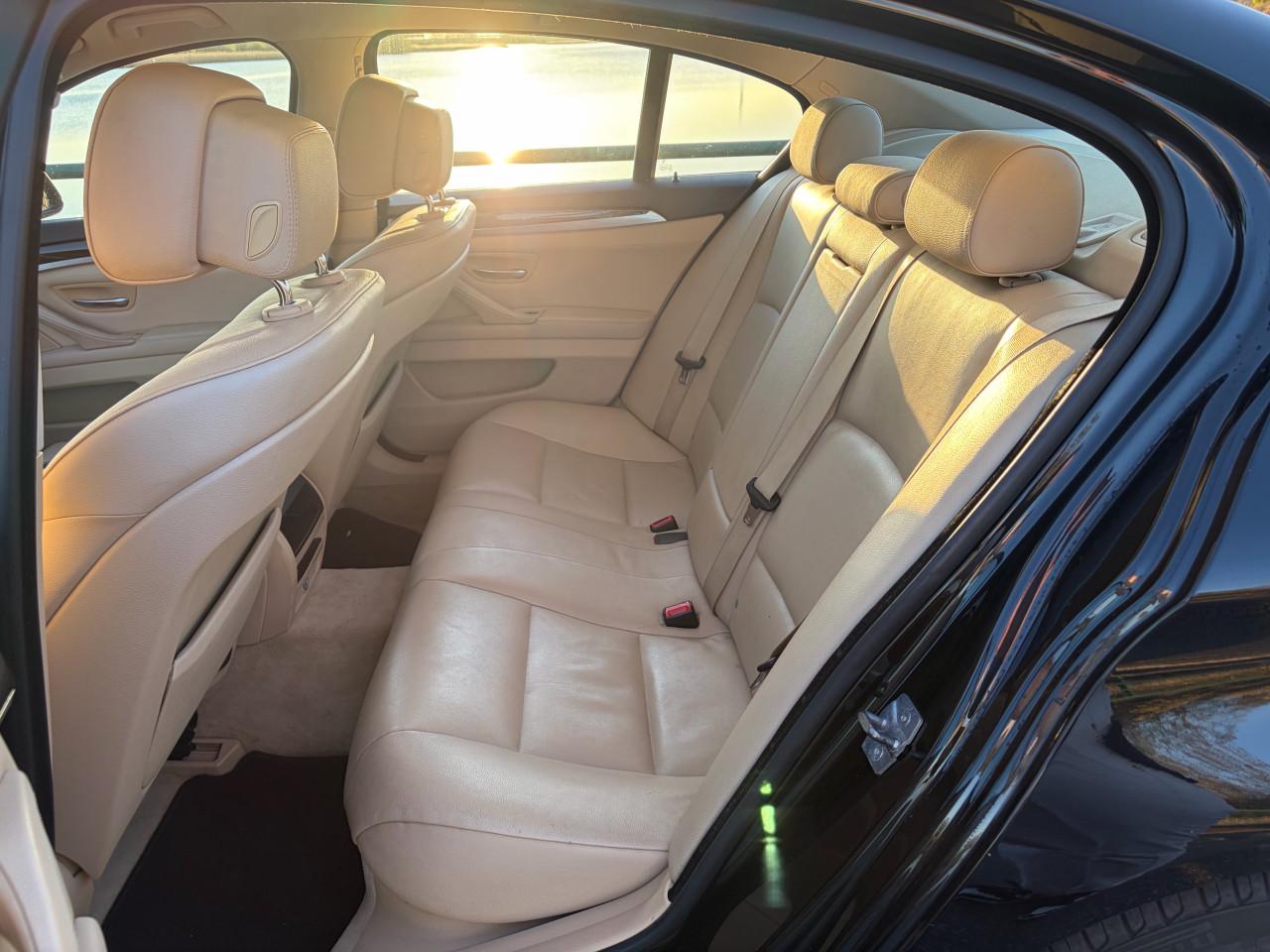 BMW 5-Serie 3.0 I 523 AUT 2010 Zeer goede staat!