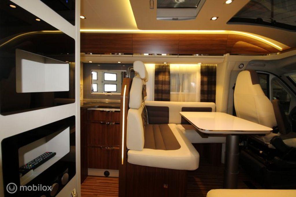 Adria Onbekend coral s 670sl