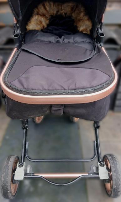 Kinderwagen 3-in-1 zwart/ goudbruin