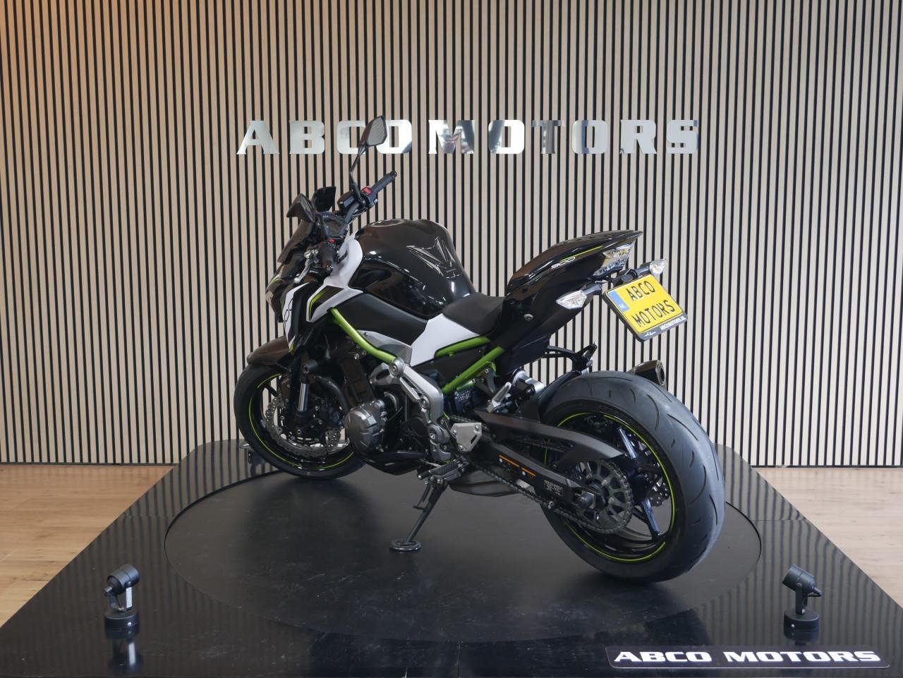 KAWASAKI Z900 ABS