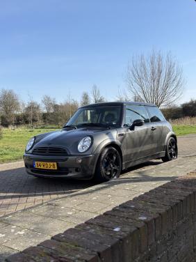 MINI Cooper Parklane 2006 | Nieuwe APK | Cruise control | Stoelverwarming