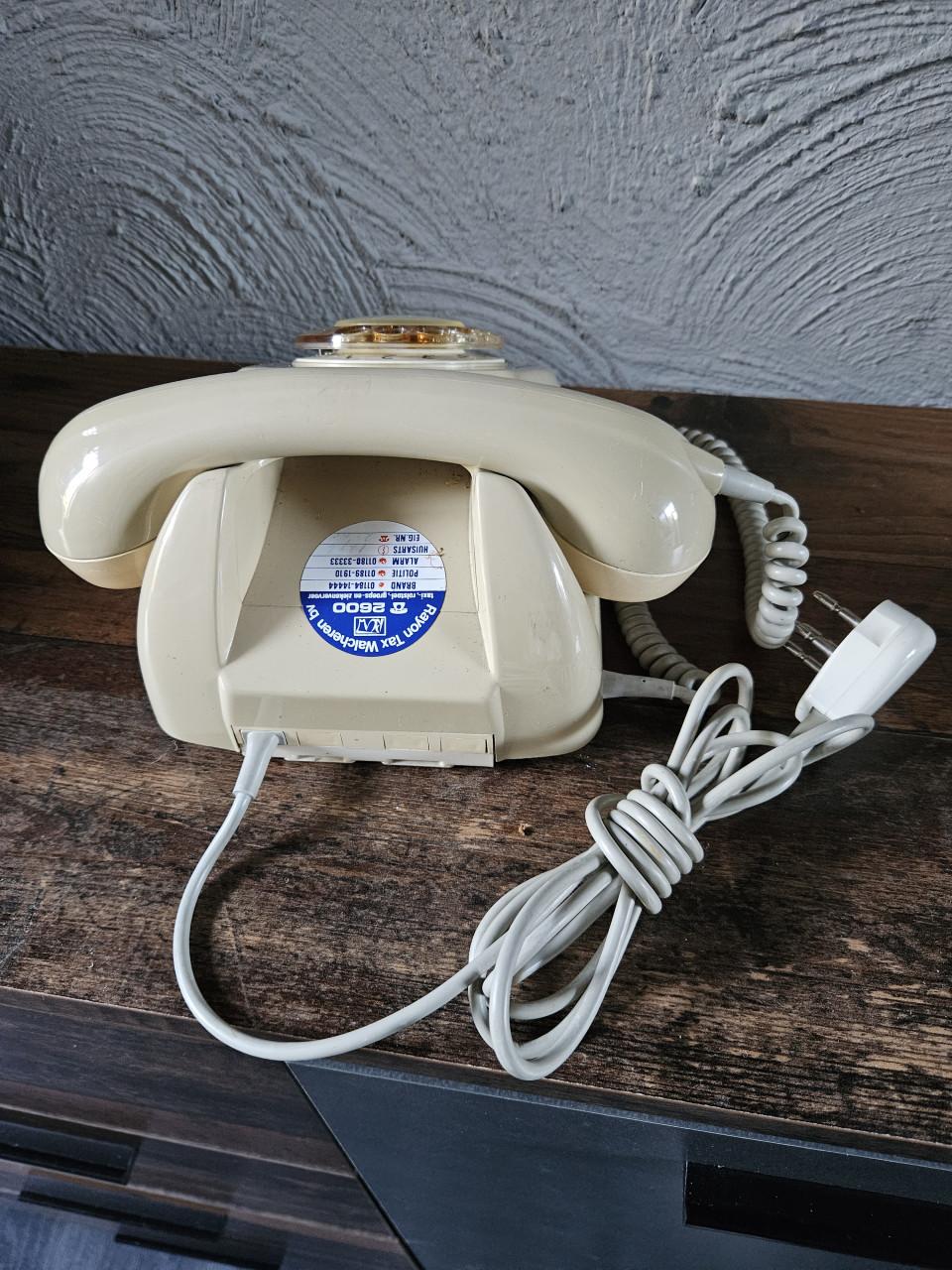 Vintage PTT Telefoon met Draaischijf - Crèmekleurig/grijs