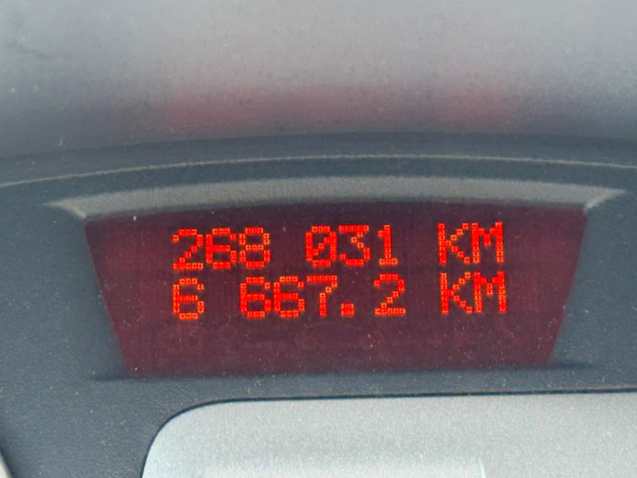 Renault clio automaat  bj 2006  1250 euro