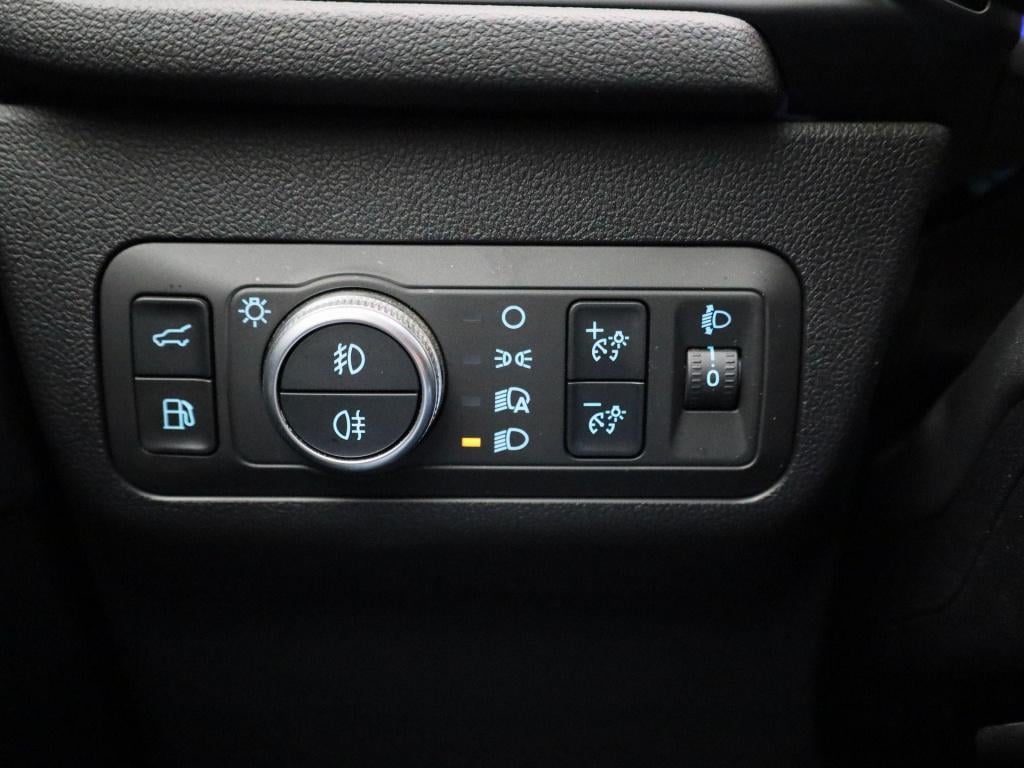 Ford Kuga 2.5 phev st-line x | trekhaak | climate control | adaptieve cruis