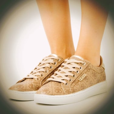 Sneakers dames - merk Guess - model Beckie - mt. 39