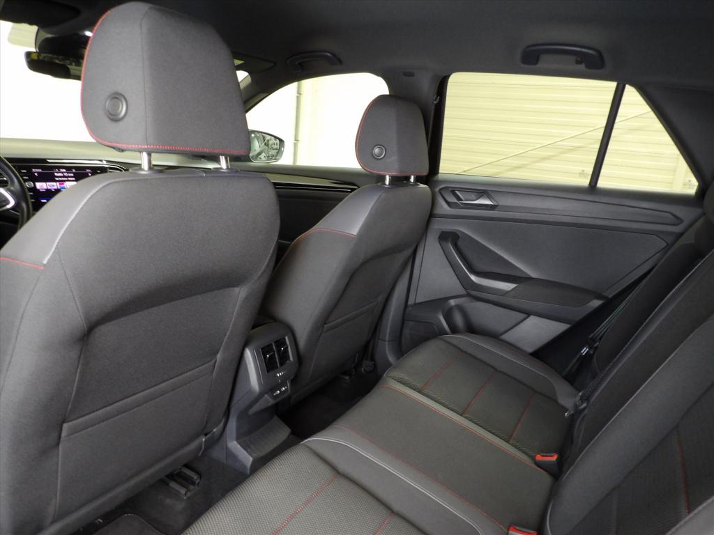 Volkswagen T-roc 1.5 tsi 150pk 7-dsg sport
