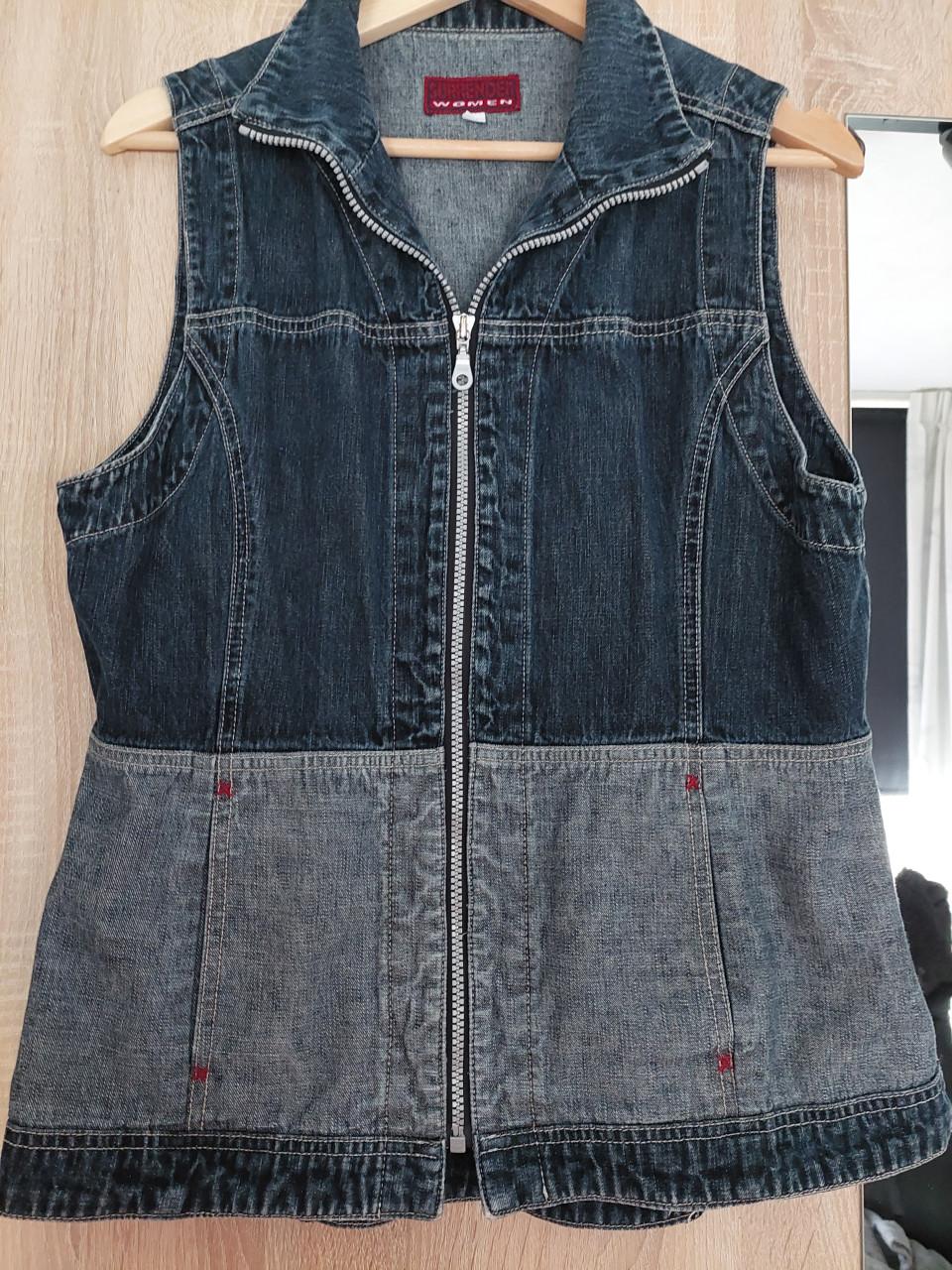 Dames bodywarmer jeans Surrender Woman mt M