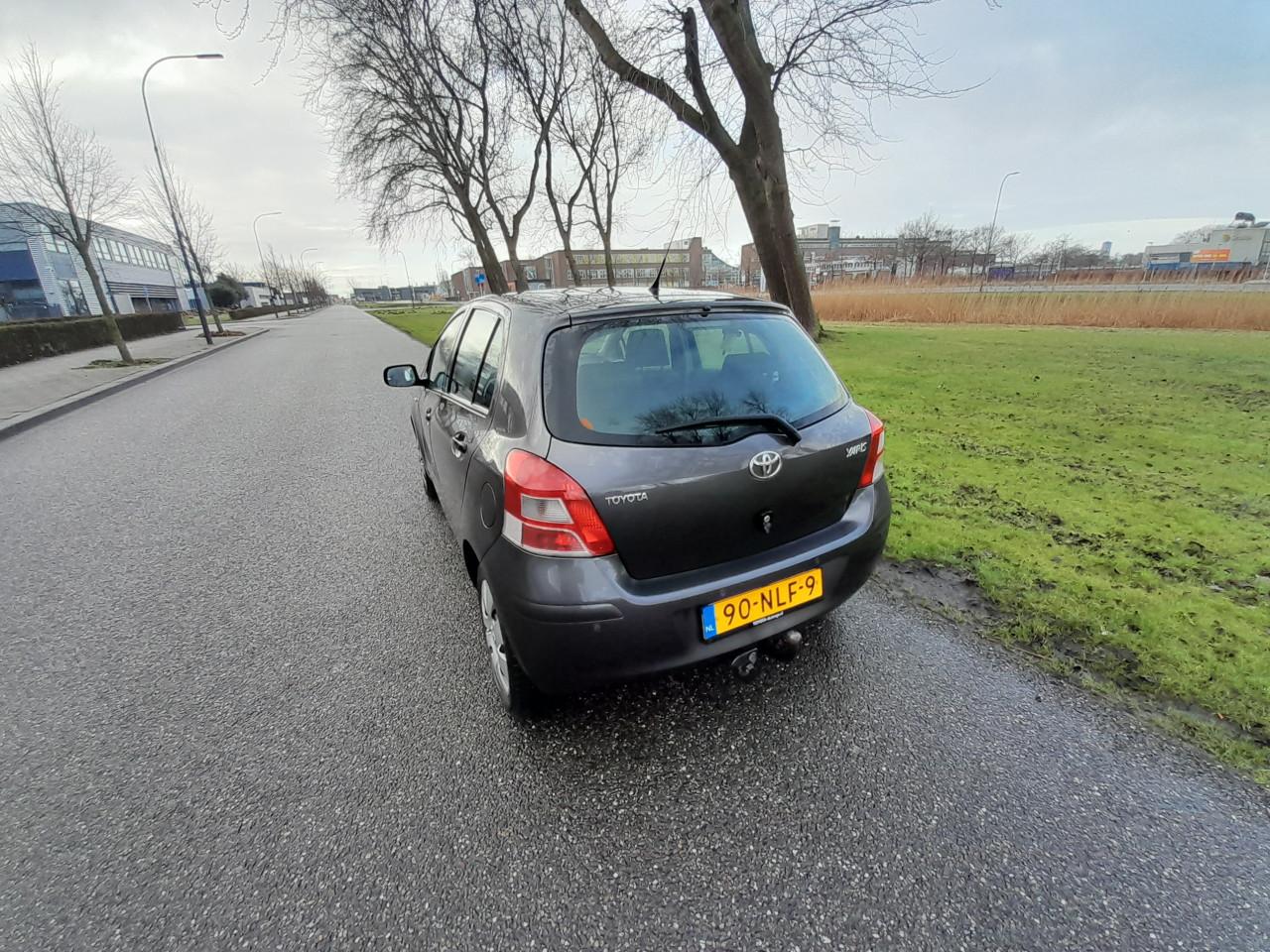 Prima Toyota Yaris - Euro 3,750,=