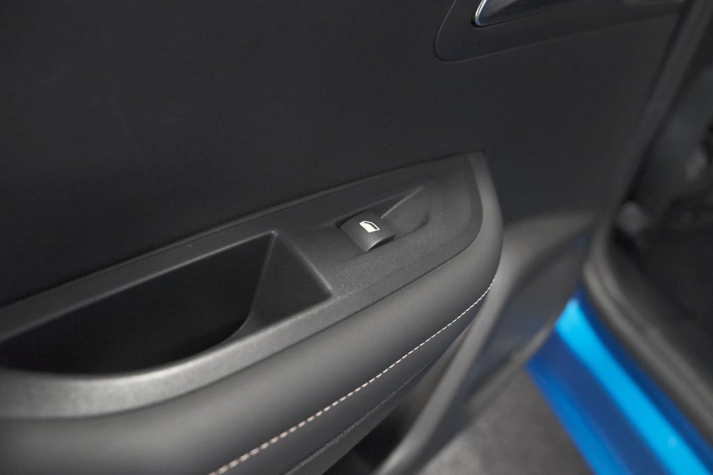 Peugeot 2008 puretech 130 eat8 blue lease allure | camera | navigatie | par