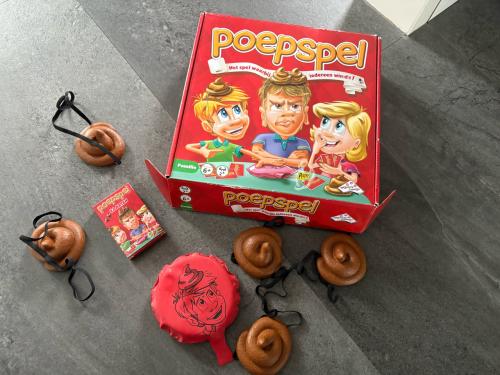 Poepspel