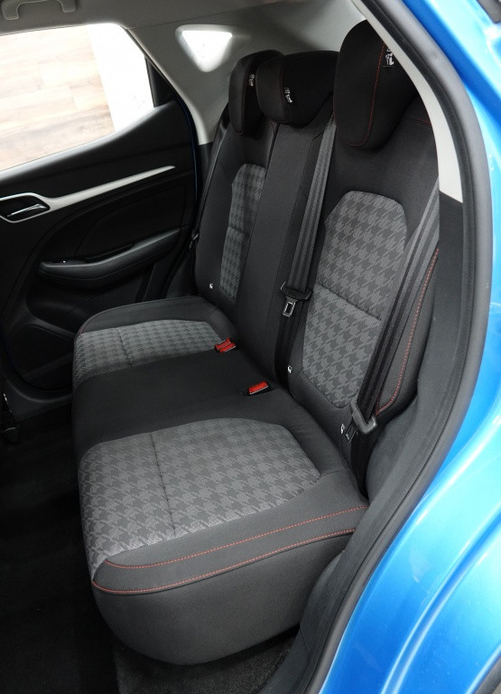 MG ZS 1.5 vti | pdc | led | cruise |