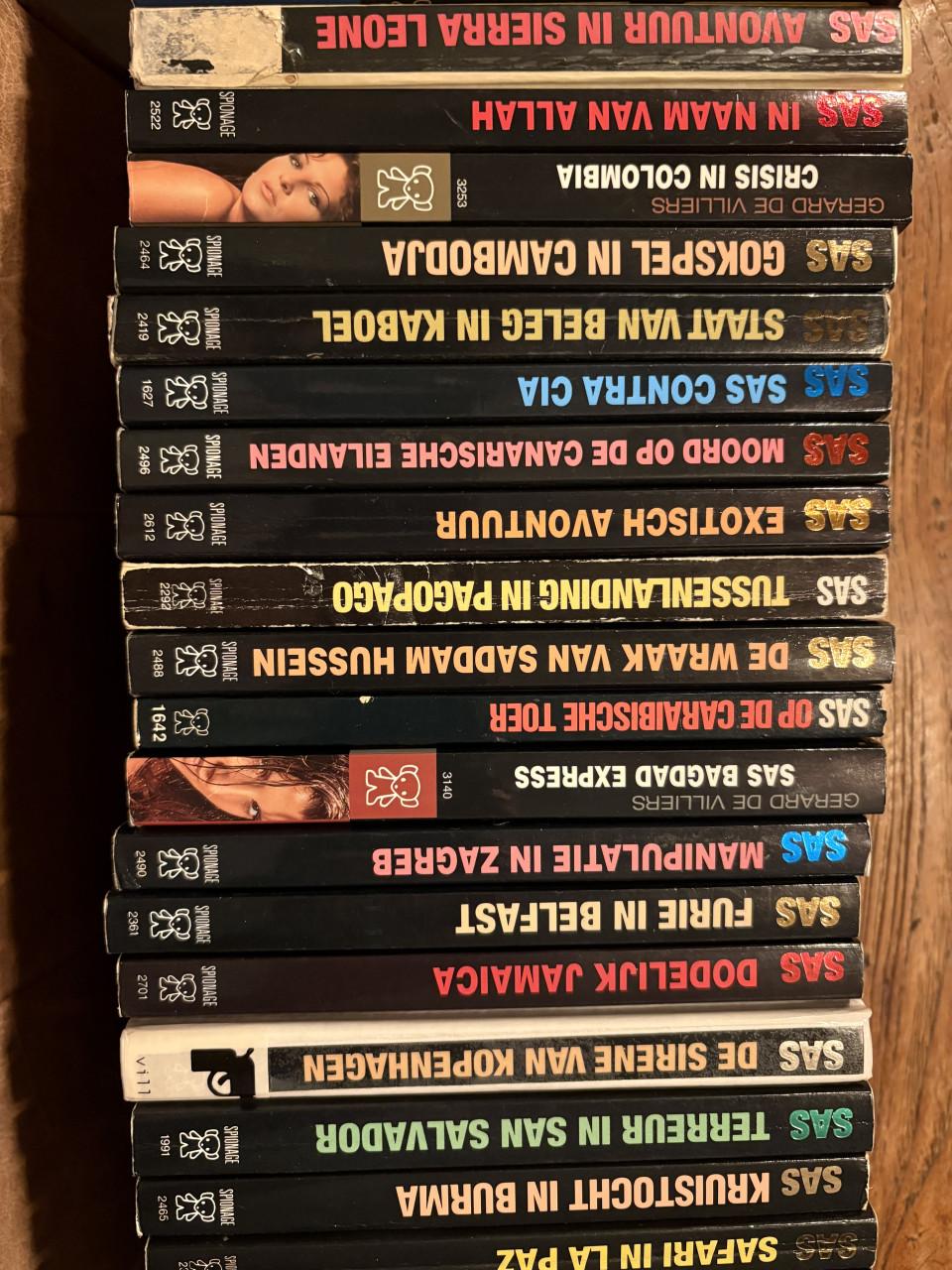 Detective collectie SAS boekjes set van 104 stuks