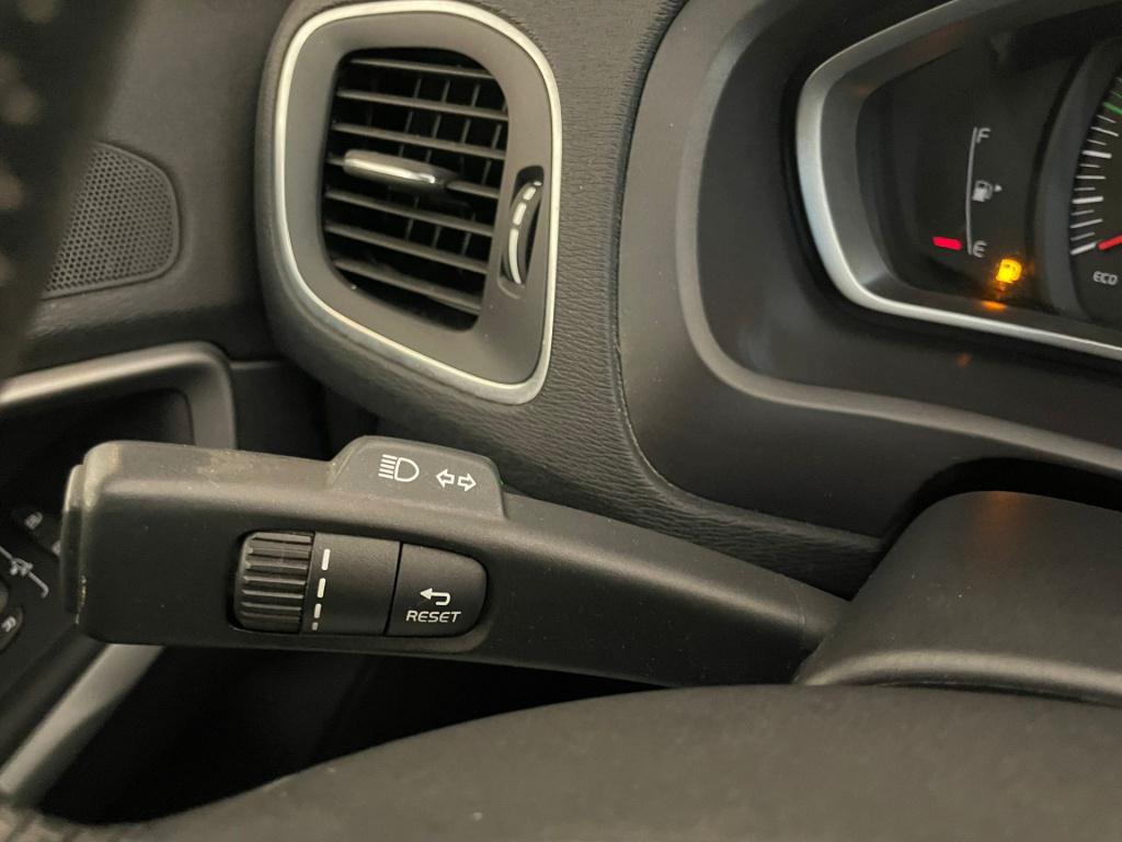 Volvo V40 2.0 t2 kinetic