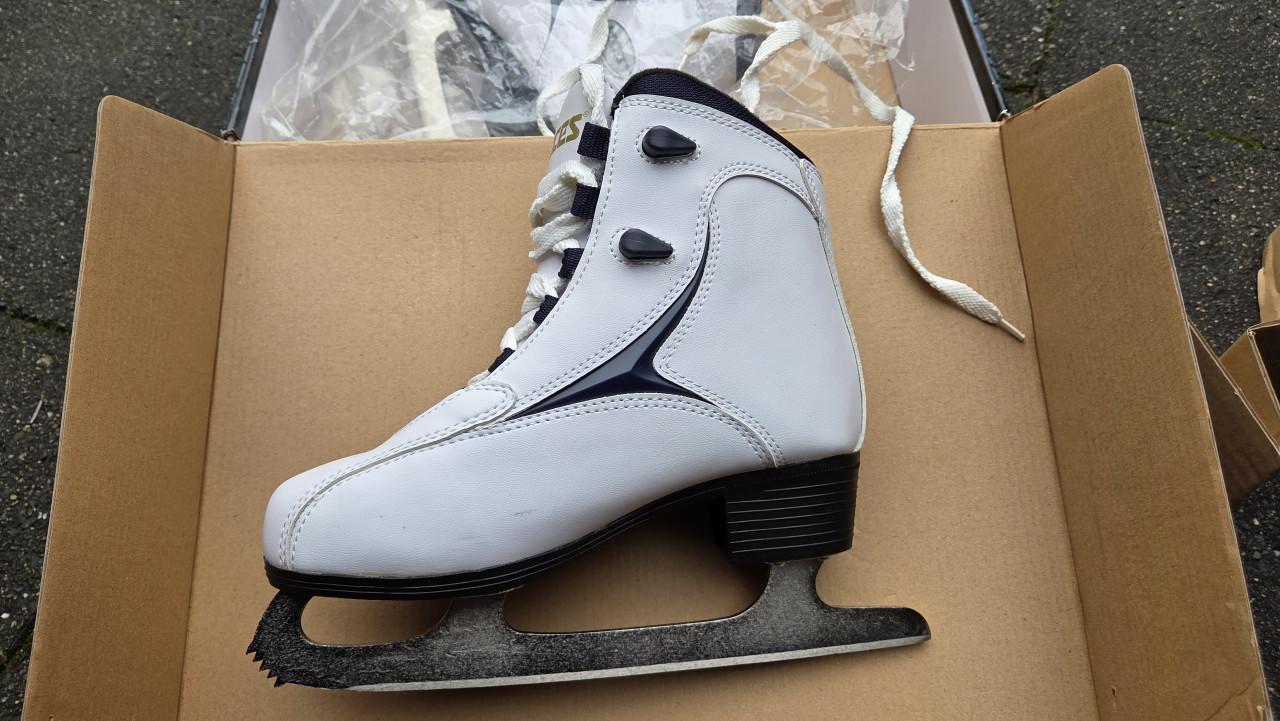 Schaatsen Roces maat 37