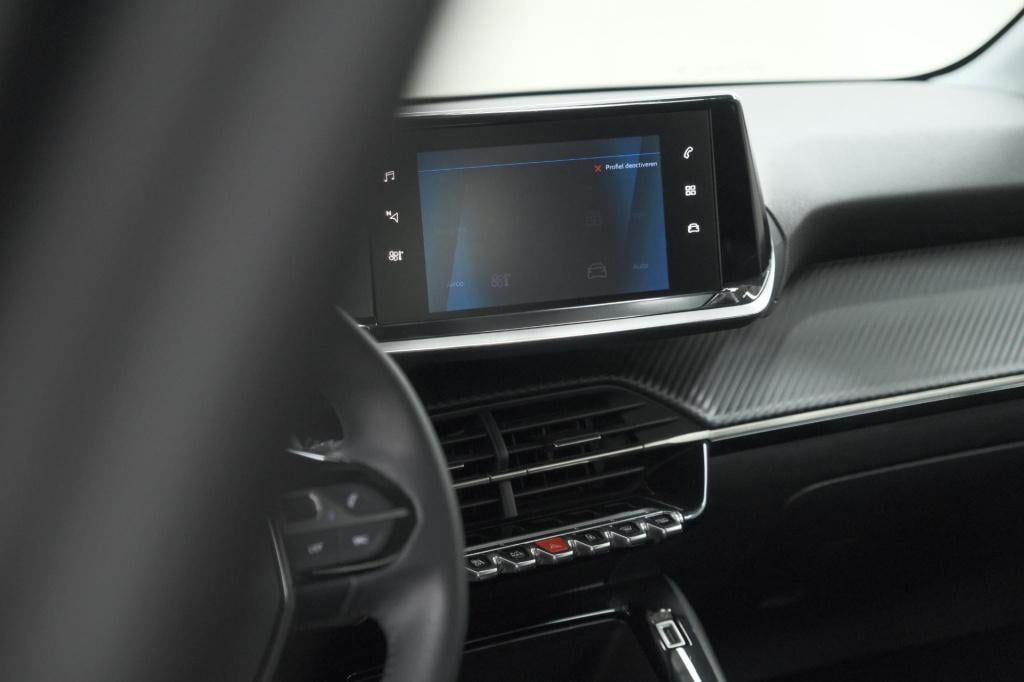 Peugeot 208 puretech 100 eat8 allure | navigatie | parkeersensoren | cruise