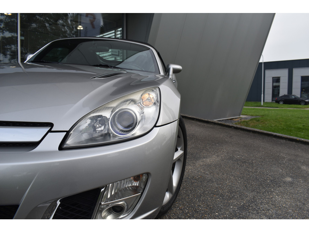 Opel GT 2.0 turbo ecotec