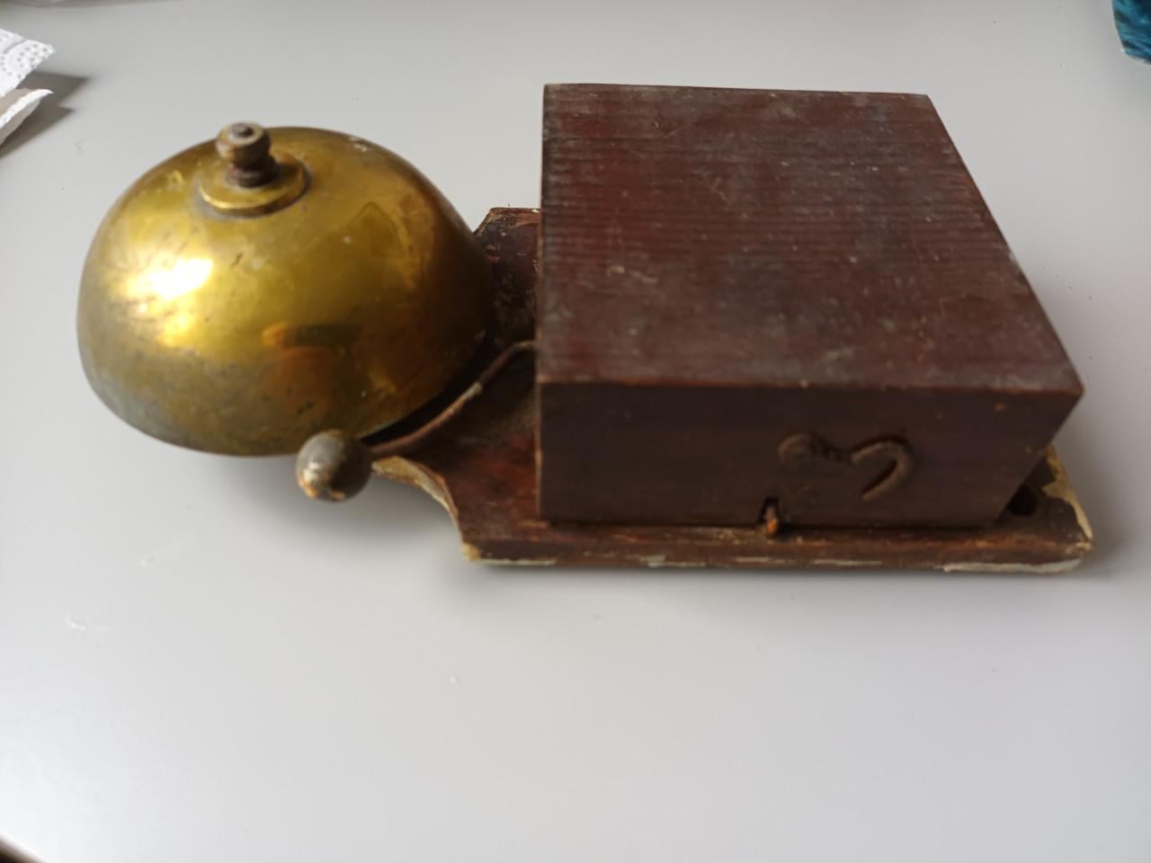 Oude electrische bel