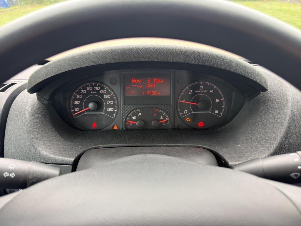 Citroen Jumper 30 2.2 bluehdi 140 l2h2 club airco camera